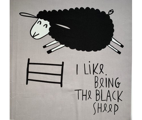 Ovelles i llop fent mitja "The black sheep"