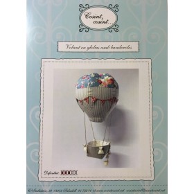 Volant  amb banderoles (ratlles blaves)