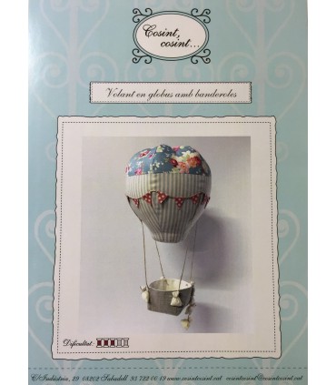 Volant  amb banderoles (ratlles blaves)